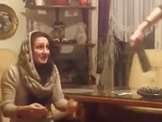 阿拉伯性感洋妞手機自拍秀舞